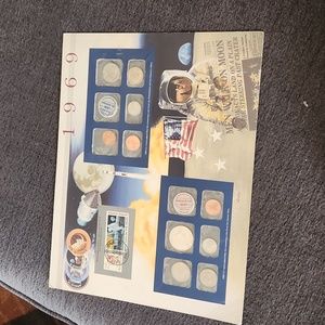 Commemorative uncirculated mint